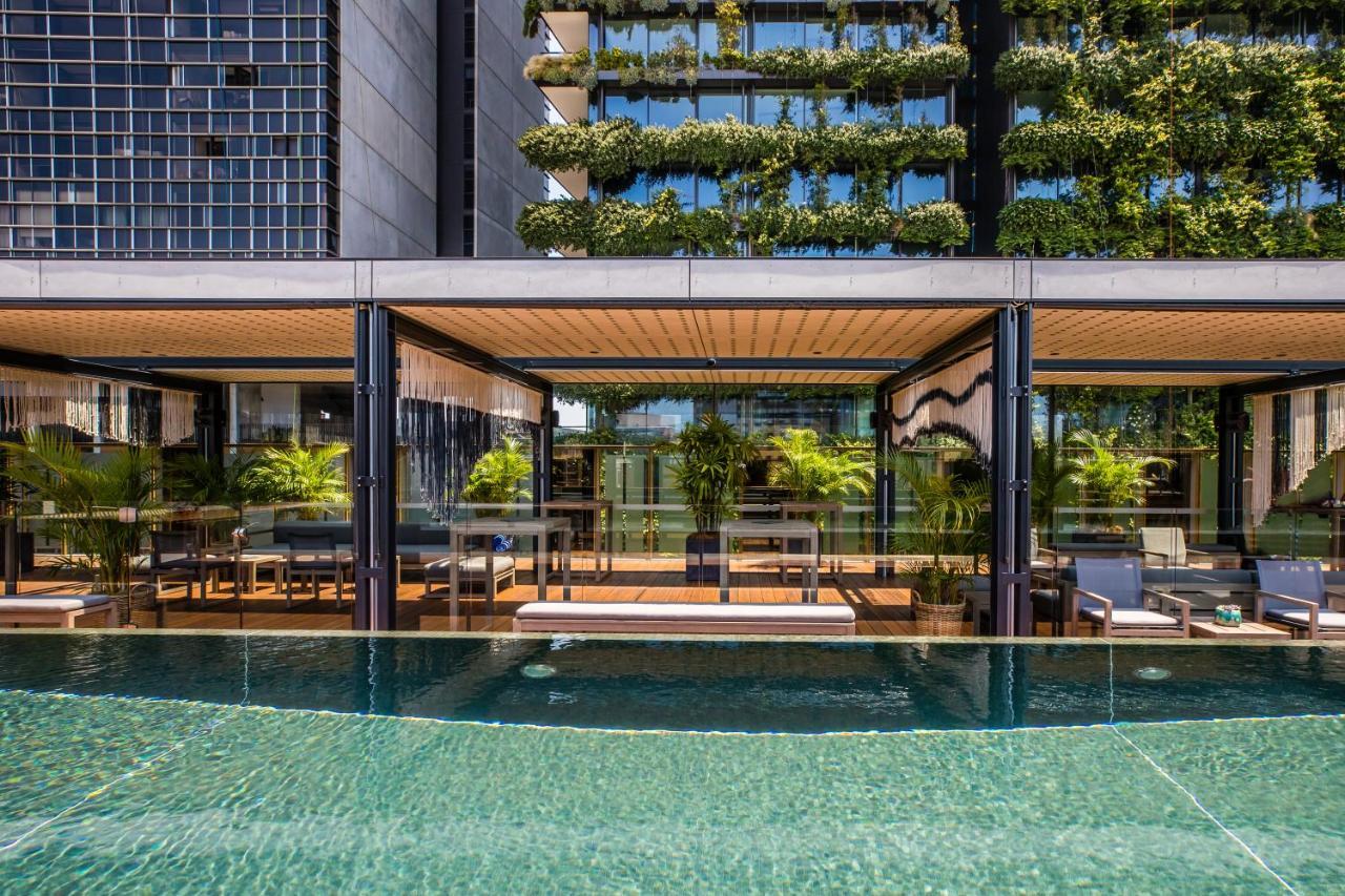 The Old Clare By Ode Hotels Сидни Екстериор снимка The pool at the hotel