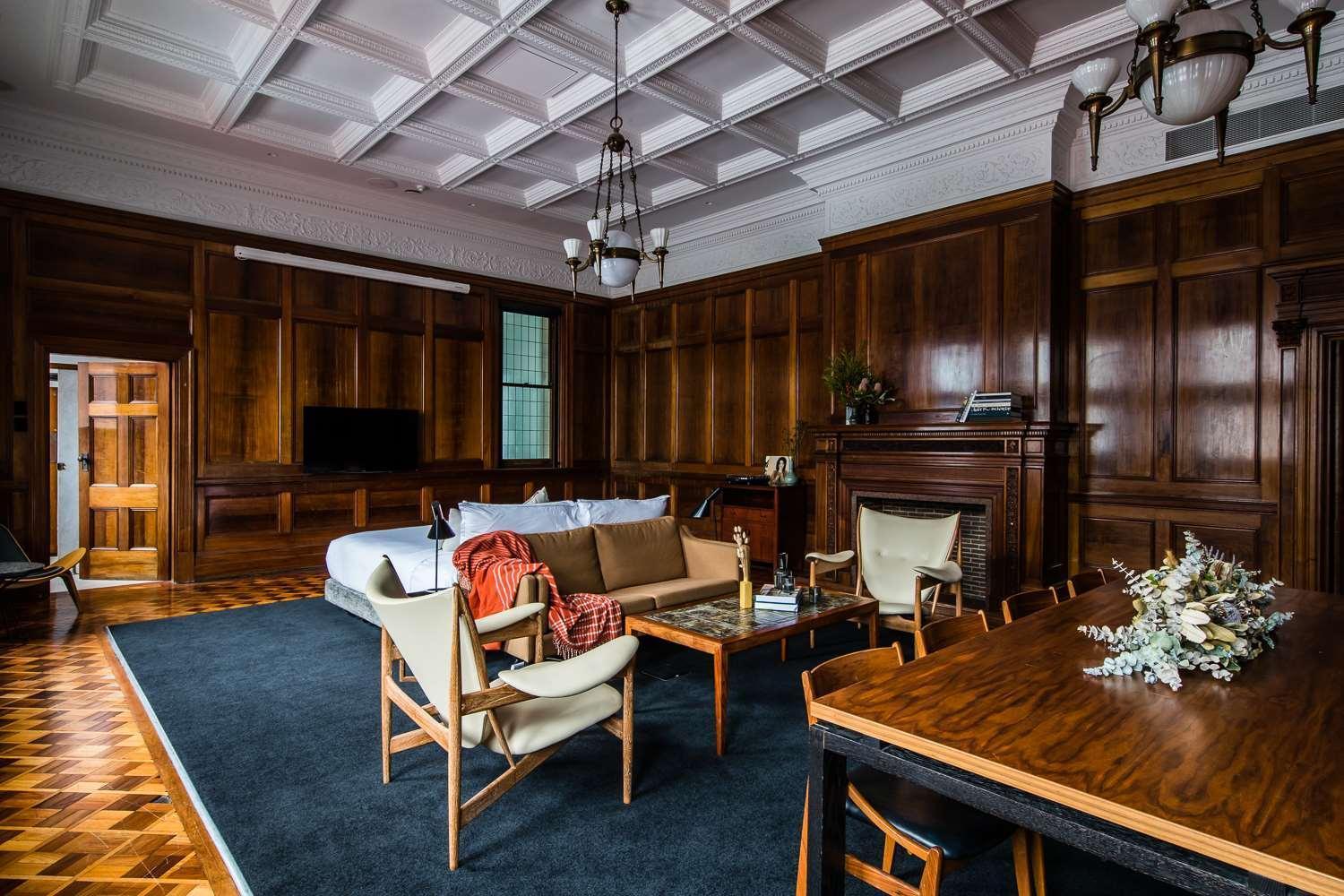 The Old Clare By Ode Hotels Сидни Екстериор снимка The interior of the Governor's Suite